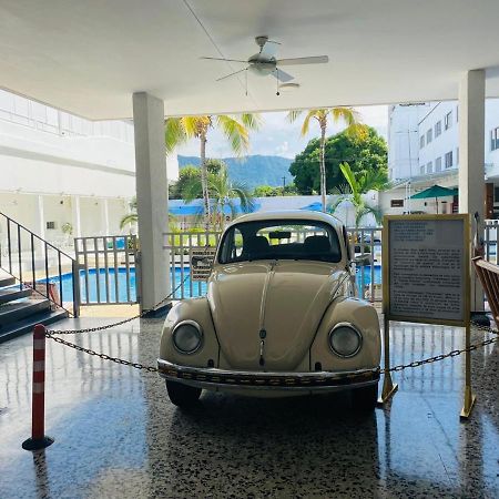 Hotel Mall Santana Del Rio La Dorada Bagian luar foto