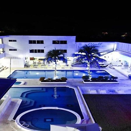 Hotel Mall Santana Del Rio La Dorada Bagian luar foto